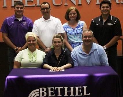 Hannah Thomas Signs with Lady Netters